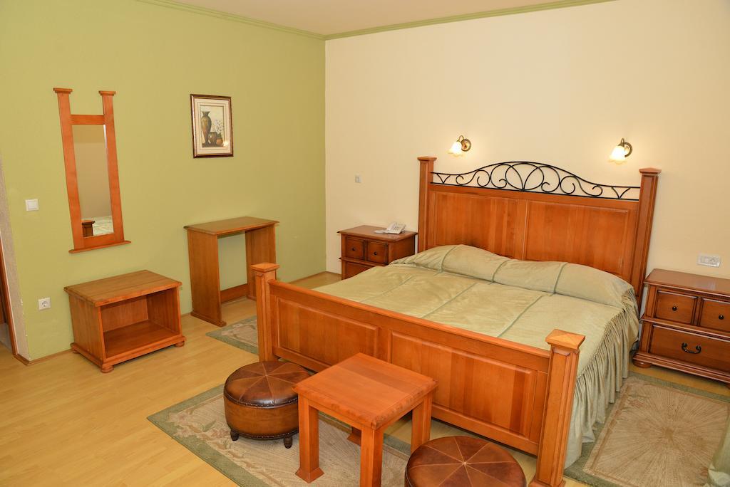 Hotel Venezia Imotski Bagian luar foto